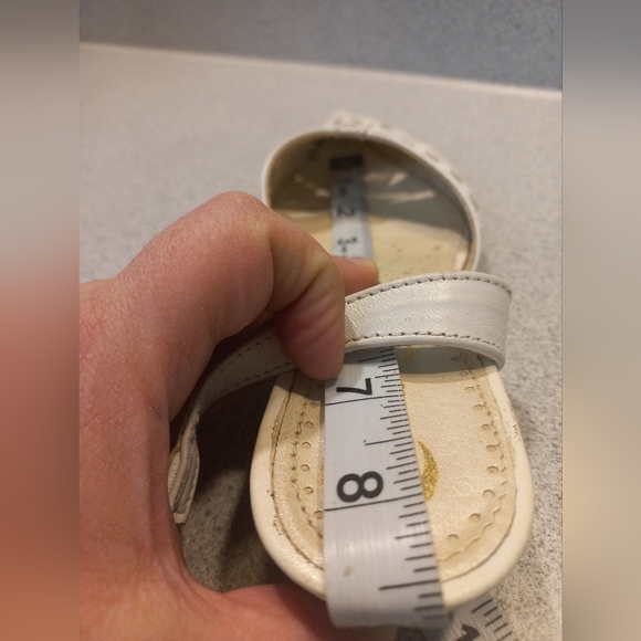 💥Sz 5 💥 Bata White  Leather Shoes - Picture 12 of 17